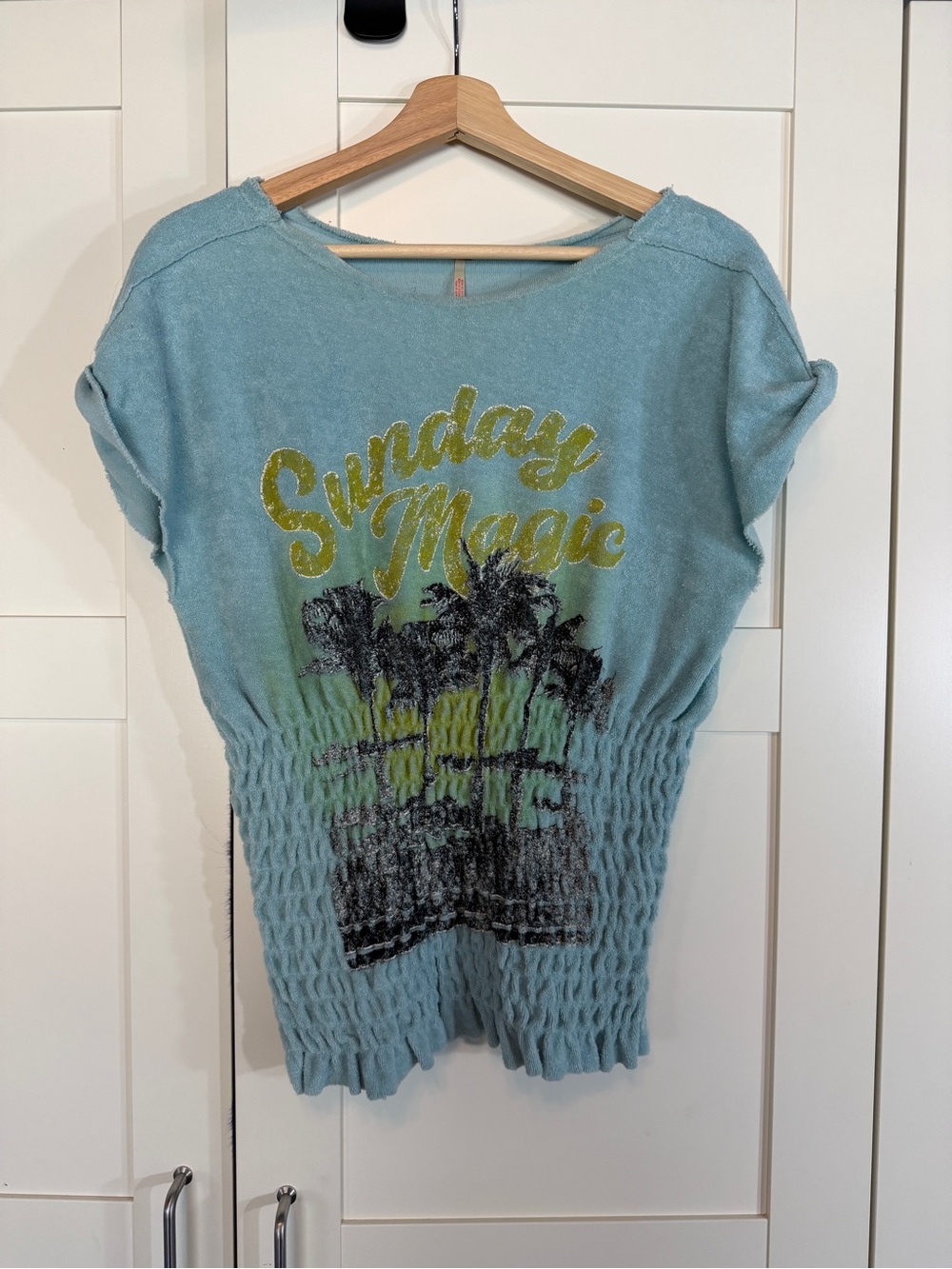 Free People Light Blue 'Sunday Magic' Graphic Smocked-Waist Tunic Top B7